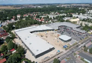 Oława, Park Handlowy S1