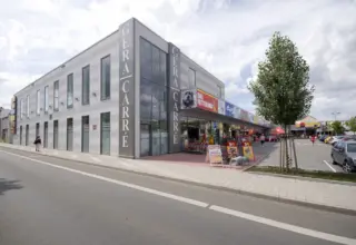Helle Gewerbeeinheit in Fachmarktlage + Dachterrasse in Gera